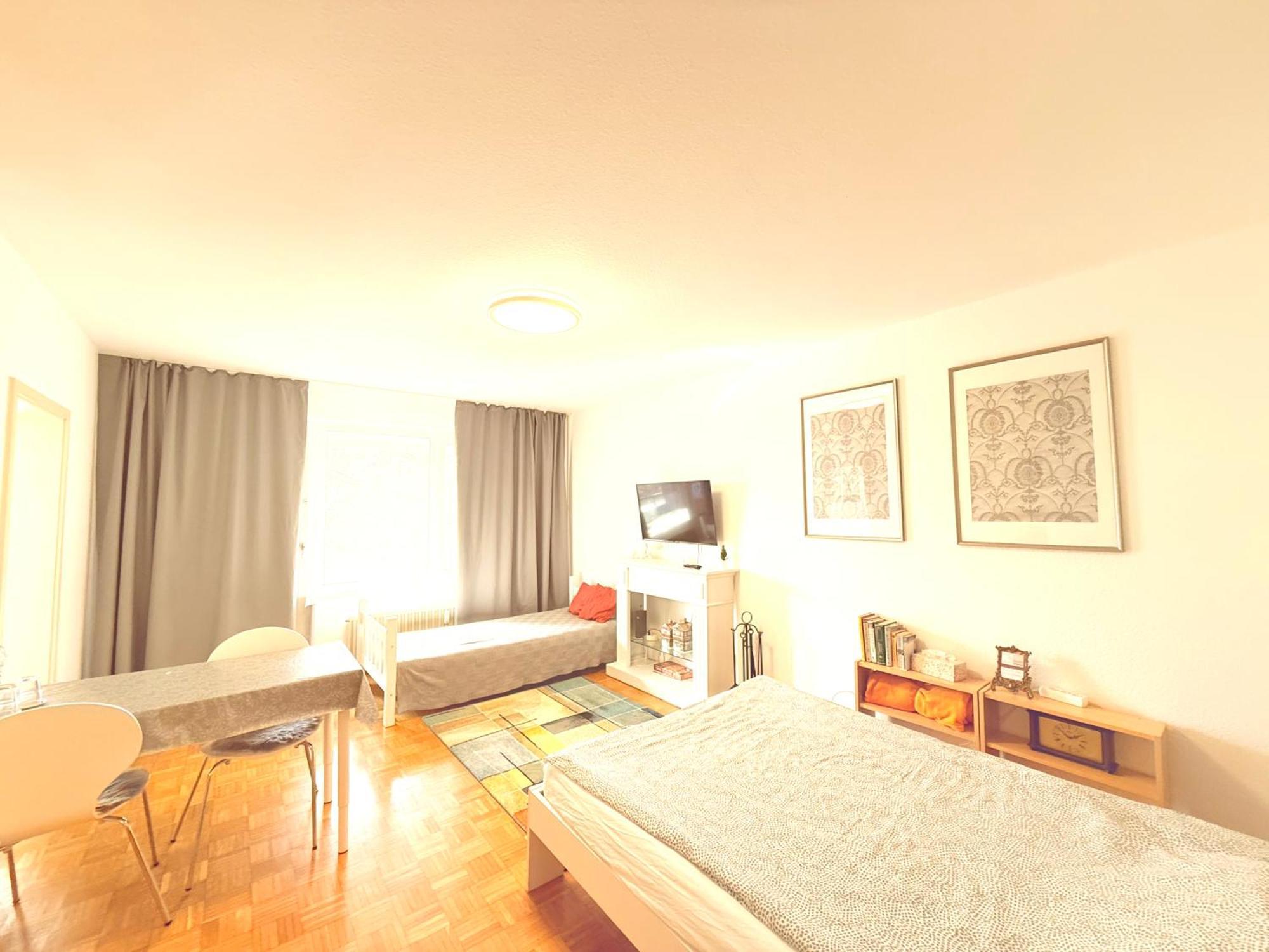 Apartment #welcometomesselaatzen#twobedroomapartment&balcony *